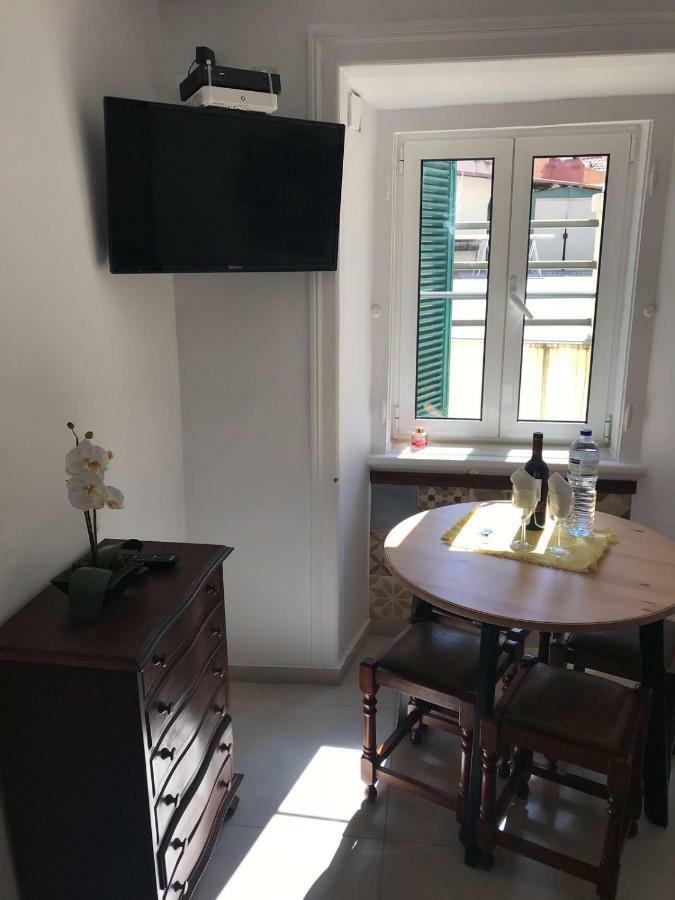 Appartamento Agulheiros - Alfama Center District Lisbona Esterno foto